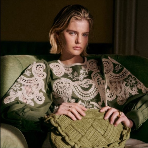 Sézane Jorden Blouse in Khaki/Ecru | Size 42 / US size 10 - Picture 2 of 11